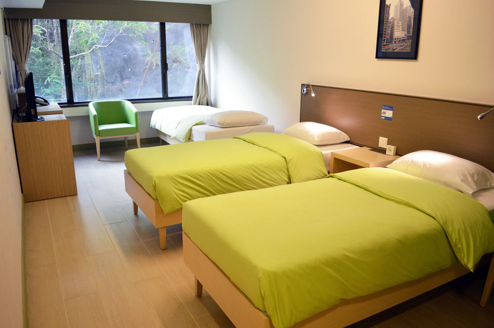 Yha Mei Ho House Youth Hostel Hong Kong Exterior photo